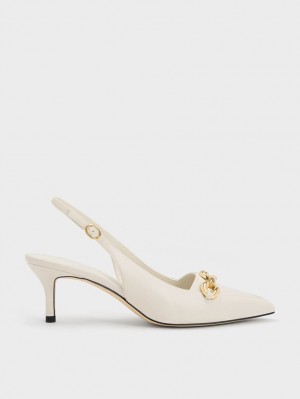 Charles & Keith Avani Chunky Chain-Embellished Slingback Pumps Hvite | NYZFT2859