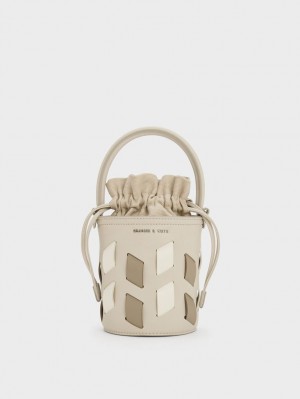 Charles & Keith Canvas Panelled Bøtteposer Beige | LPSKT0796