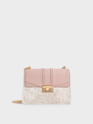 Charles & Keith Furry Push-Lock Skulderveske Rosa | ZVTAL6841