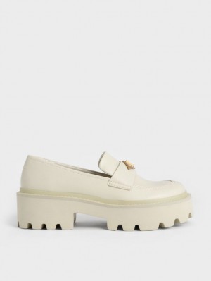 Charles & Keith Metallic Accent Chunky Platform Penny Loafers Pisket Krem | OLUYC3426