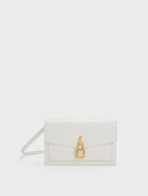 Charles & Keith Padlock Envelope Crossbody Veske Hvite | ONMRY2065