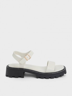 Charles & Keith Stitch-Trim Buckled Platåsandaler Hvite | RIKZC0971