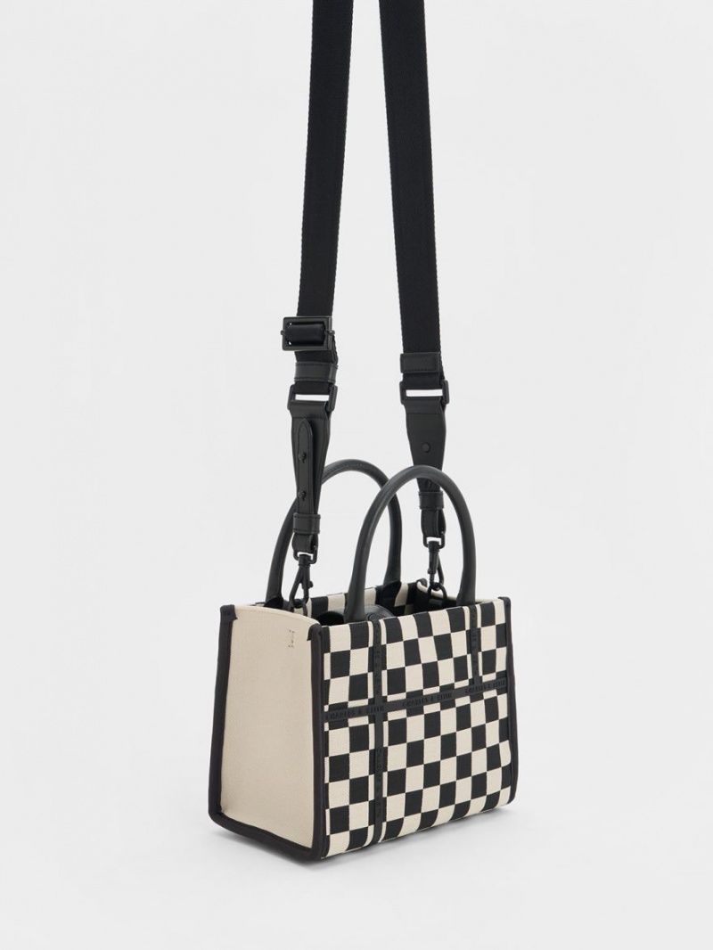 Charles & Keith Avenue Checkered Tote Veske Svarte | FCDVO6014