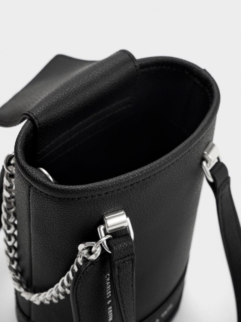 Charles & Keith Avis Cylindrical Bøtteposer Svarte | NOMTW0127