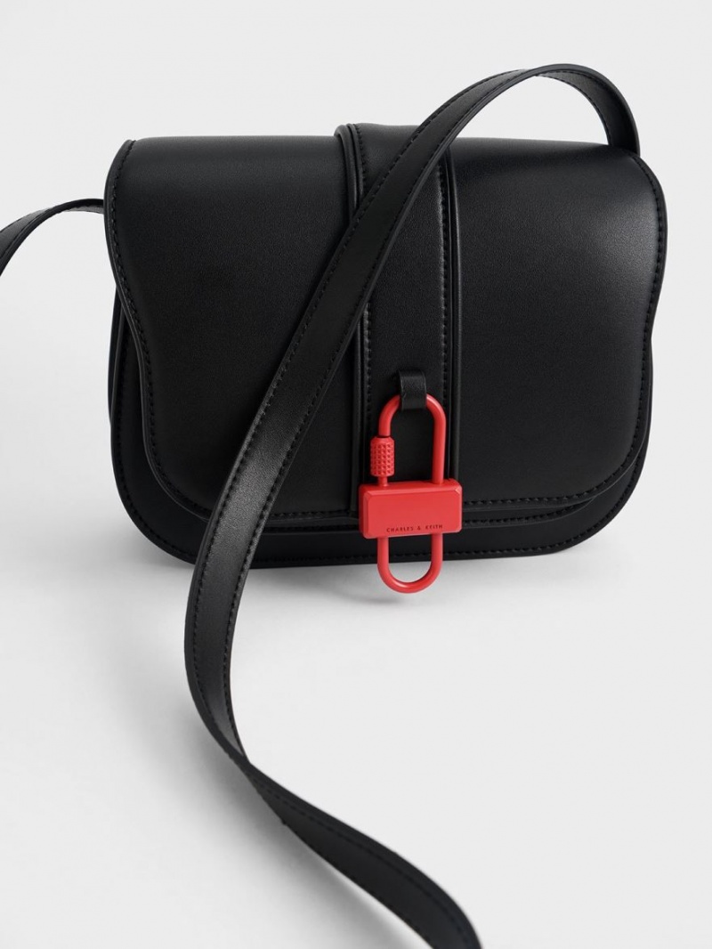 Charles & Keith Balta Padlock Crossbody Veske Svarte | PAYXM4316