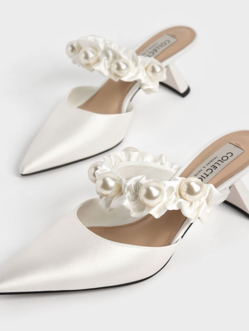 Charles & Keith Blythe Bead Embellished Satin Pumps Hvite | LGHKR5127