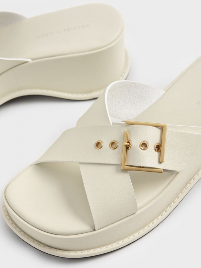 Charles & Keith Buckled Crossover Platåsandaler Hvite | UOKHA7039