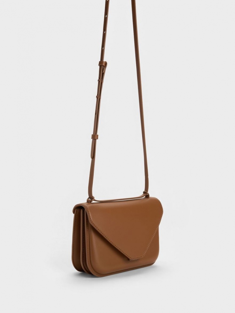 Charles & Keith Camelia Envelope Crossbody Veske Sjokolade | ZXRBA3258