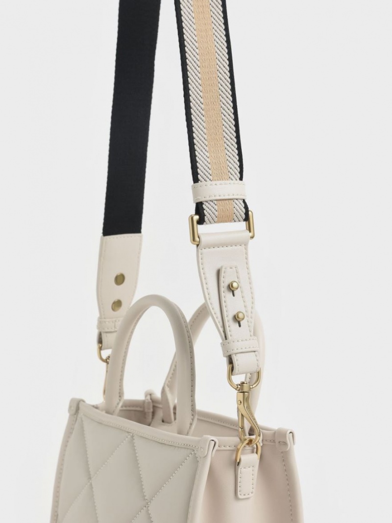 Charles & Keith Celia Vattert Tote Veske Hvite | TMZGU3056