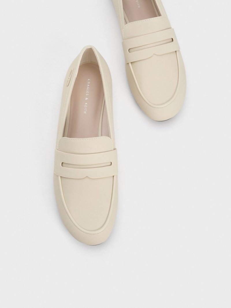 Charles & Keith Cut-Out Almond Tå Penny Loafers Pisket Krem | HTKAL0274