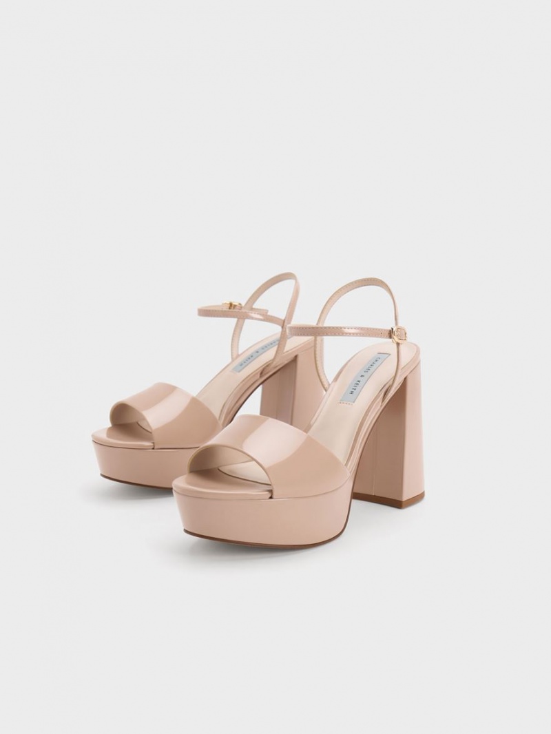 Charles & Keith Halle Peep-Tå Patent Platåsandaler Beige | AHDXU2609