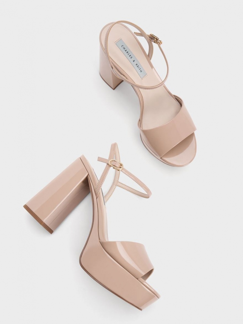 Charles & Keith Halle Peep-Tå Patent Platåsandaler Beige | AHDXU2609