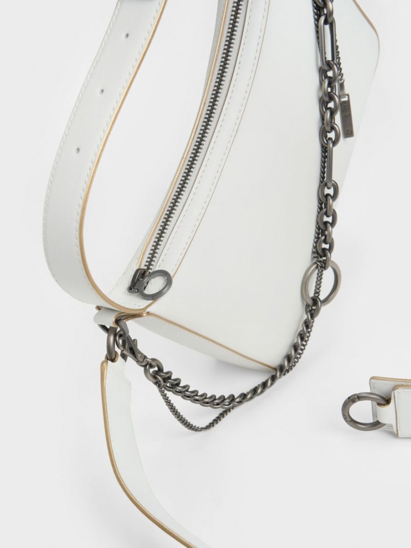 Charles & Keith Jules Lær Chain-Embellished Tote Veske Hvite | WLYNX8435