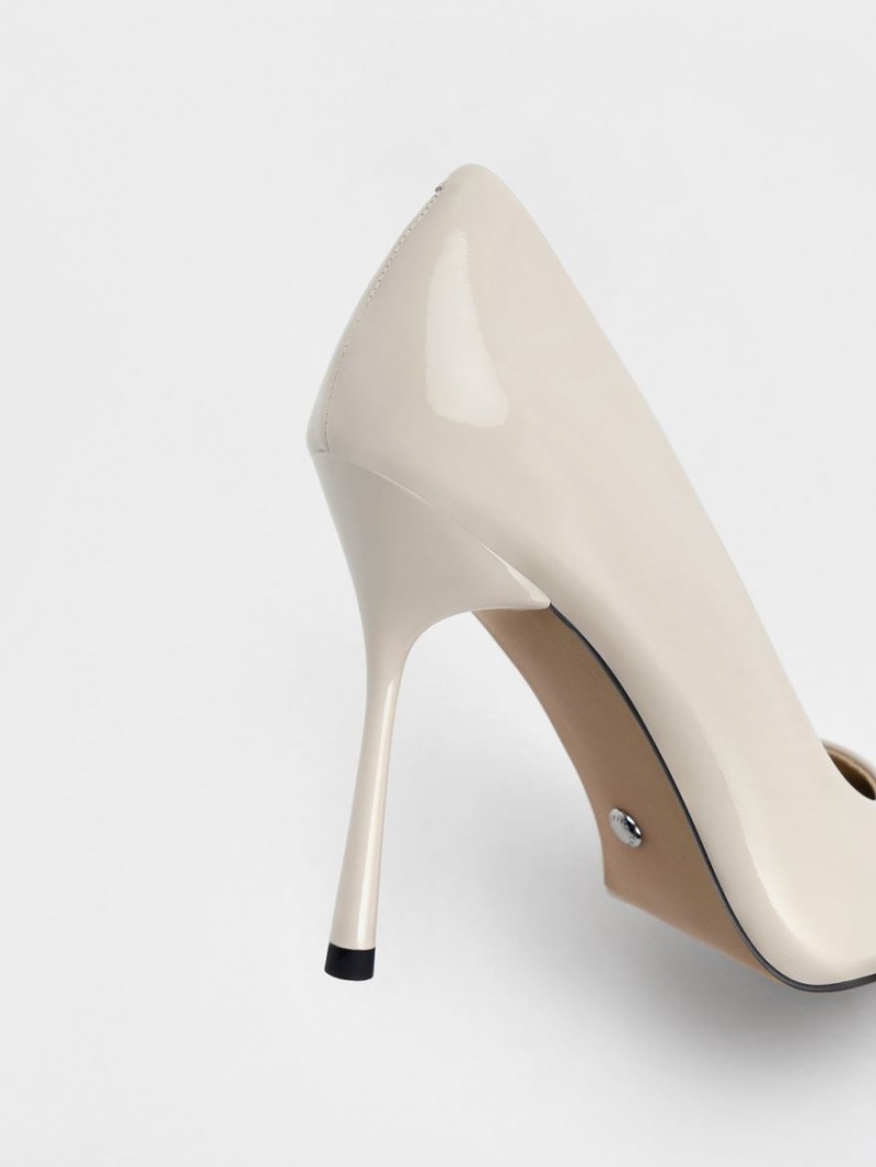 Charles & Keith Kyra Patent Lær Pumps Hvite | RYQHI7084