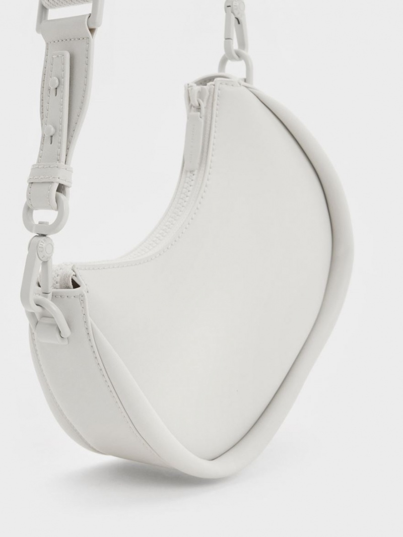 Charles & Keith Lana Curved Skulderveske Hvite | OPNIB2361