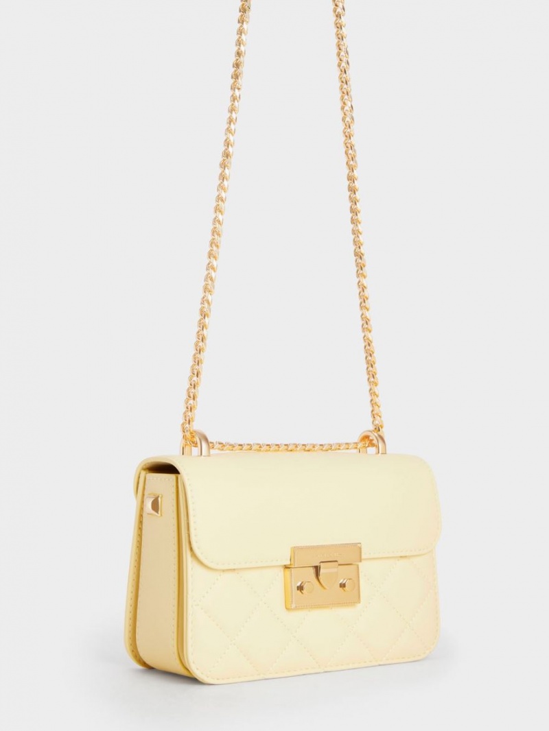 Charles & Keith Metallic Push-Lock Chain Crossbody Veske Gul | JXTAI3921