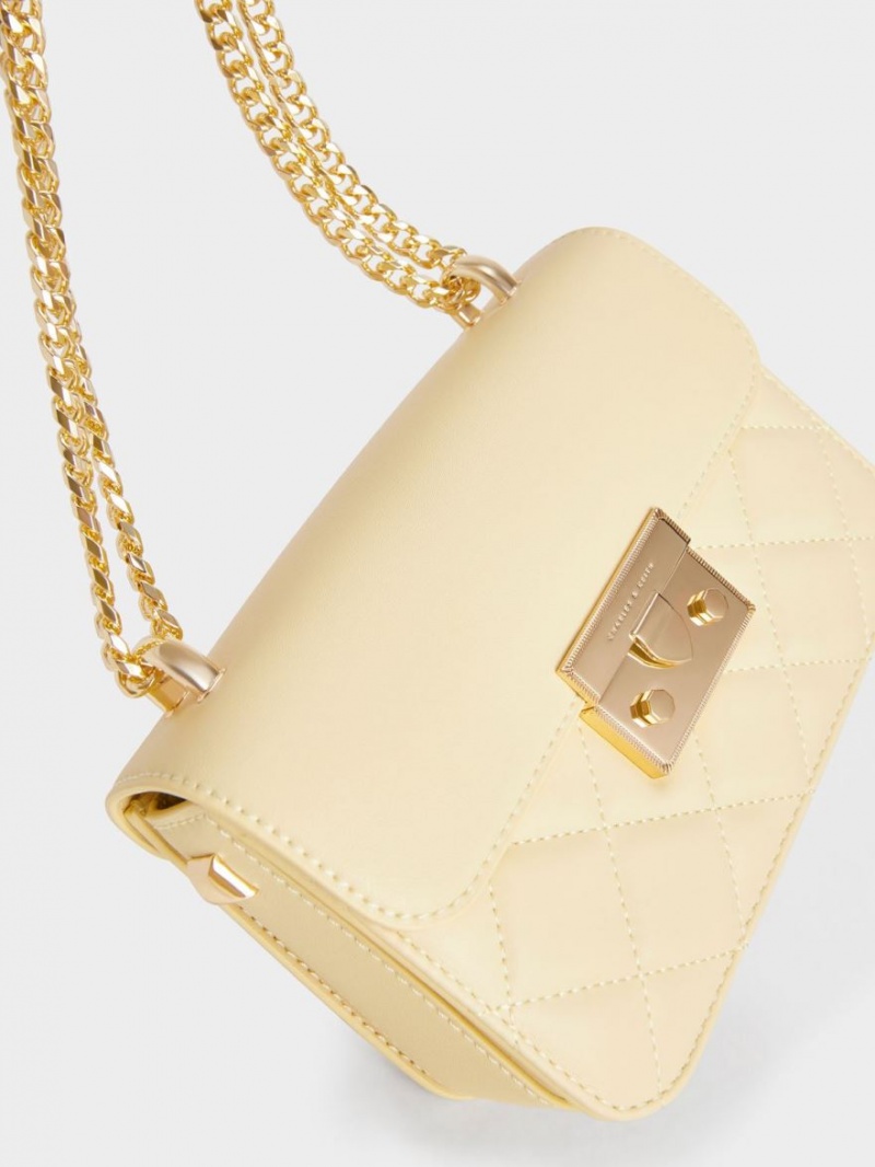 Charles & Keith Metallic Push-Lock Chain Crossbody Veske Gul | JXTAI3921