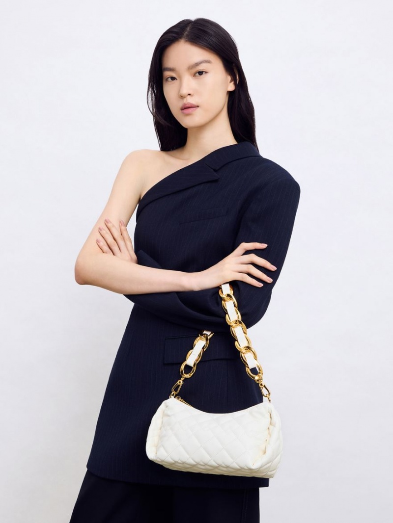 Charles & Keith Nezu Chain Handle Vattert Hobo Veske Hvite | JMYVD8714