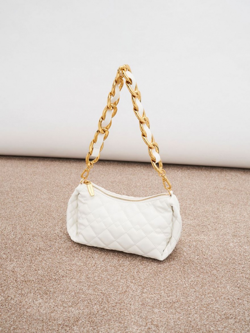 Charles & Keith Nezu Chain Handle Vattert Hobo Veske Hvite | JMYVD8714