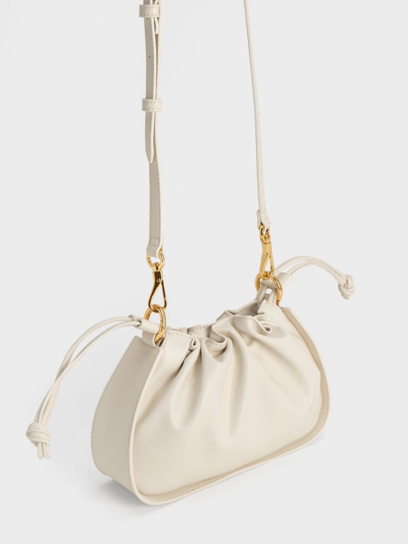 Charles & Keith Ruched Chain Handle Drawstring Skulderveske Hvite | GKEIF9508